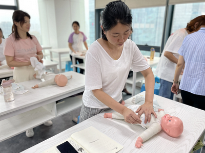 专业钟点工 小时工 保姆 月嫂育儿嫂 养老护理 各类保洁等家 专业钟点工 小时工 保姆 月嫂育儿嫂 养老护理 各类保洁等家